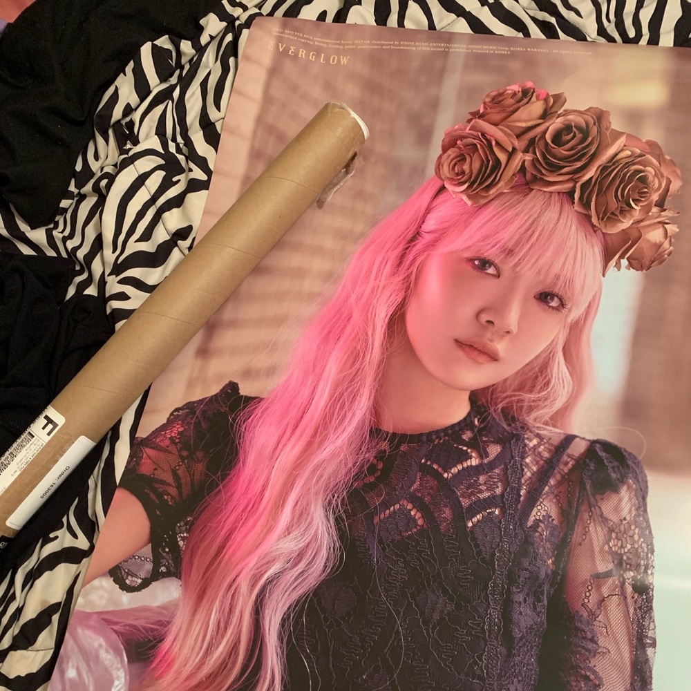 EVERGLOW ONDA OFFICIAL POSTER